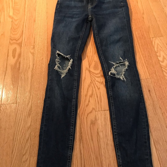 Free people ripped jeans - Picture 3 of 8